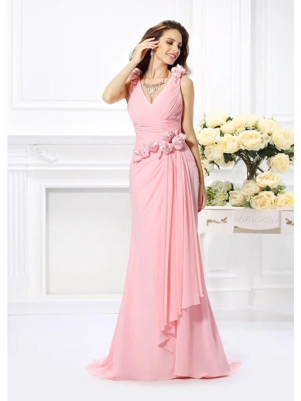 Trumpet/Mermaid V-neck Hand-Made Flower Sleeveless Long Chiffon Bridesmaid Dresses