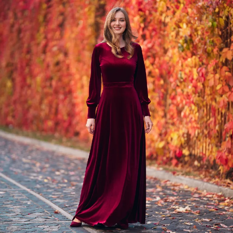 Long sleeves Round Neck Velvet Dress Simple Atmosphere Autumn Winter Bridesmaid Dress