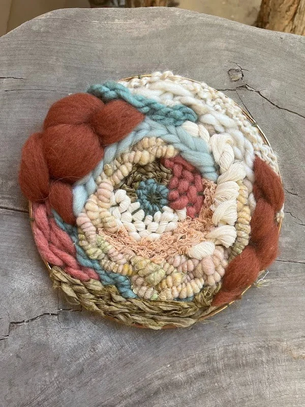 Boho Autumn in a Fluffy Hoop Weaving