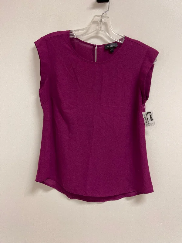 Top Short Sleeve By Limited In Purple, Size: Xs