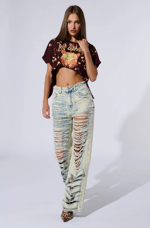 OVER IT DISTRESSED HIGH RISE JEANS