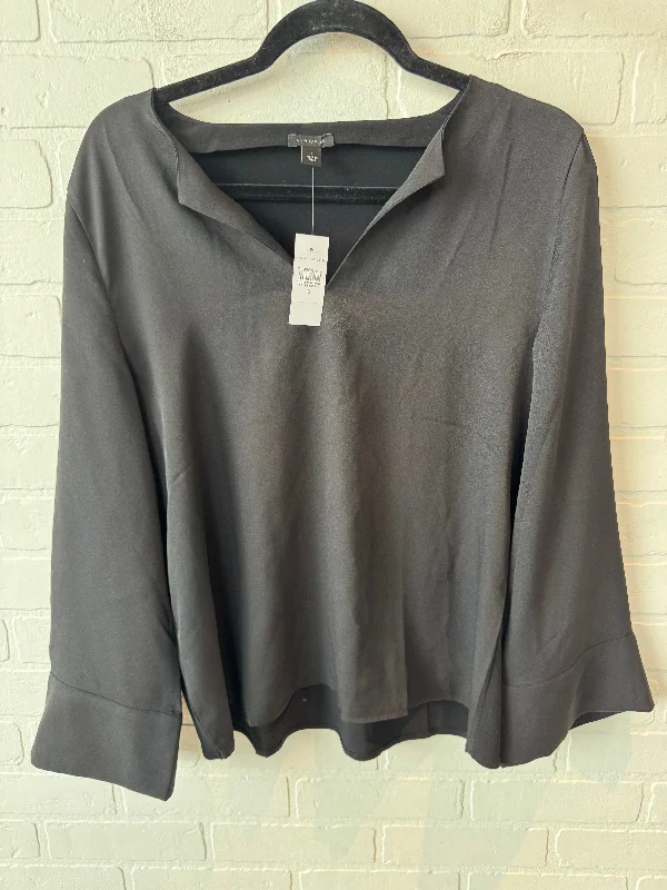 Top 3/4 Sleeve By Ann Taylor In Black, Size: S